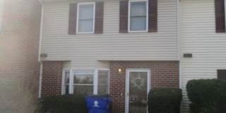 2 Bedroom, 2.5 Bath Townhouse 2 Bedroom, 2.5 Bath Townhouse Gallery 1