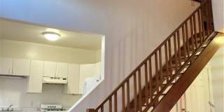 451 Franklin Street Gallery 13