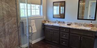Modern 4 Bedroom 5 Bath Townhome - With Lots of Natural Light and Great Views! Gallery 32