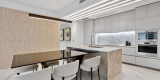 Marlborough House Gallery 2