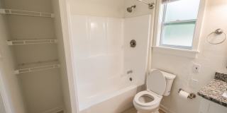 406 Essex Drive Gallery 31