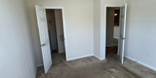 806 West Washington Street Gallery 14