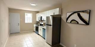 1026 E NORTH Avenue Gallery 4