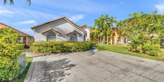 15311 SW 52nd Ter Gallery 1