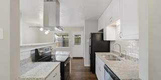 1403 Airline Drive Gallery 5
