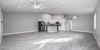 184 Village Circle Gallery 7