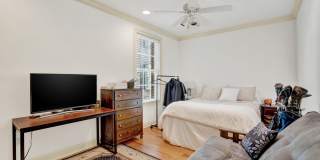 407 East Hull Street Gallery 30