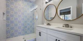 515 Nolan Gallery 21