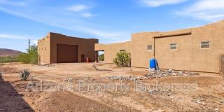 1933 W Tanya Trl Gallery 31