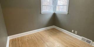 AVAILABLE NOW- 3 bbed 2 bath home! Gallery 12