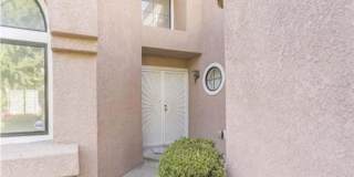 Spacious 4BR House in Redlands Gallery 15