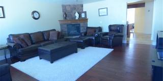 MUST SEE! Beautiful 4 Bedroom/3 Bathroom Home--Near BYU and Peaks Ice Arena Gallery 4
