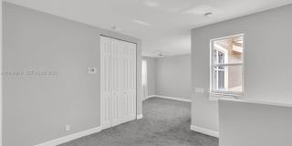 558 NW 118th Ave Gallery 26