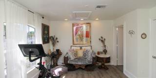 ** LUXURY MODERN ZEN RETREAT IN NAPLES PARK ** WALK TO THE BEACH **   4BR/4BA PRIVATE POOL & SPA FULLY REMODELED ** MERCATO **OFFERED FURNISHED SEASONALLY, WEEKLY OR ANNUALLY ** NO HOA PROCESS SO MOVE IN TODAY ** READY FOR A TENANT ** Gallery 73