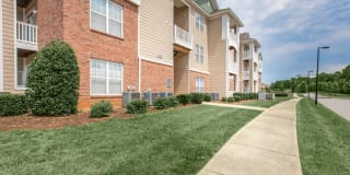 Heather Ridge Apartments Gallery 16