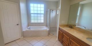 Spacious 3 Bed / 2 Bath pool home with lawn and pool care included in beautiful Rosewood at River Ridge! Gallery 22