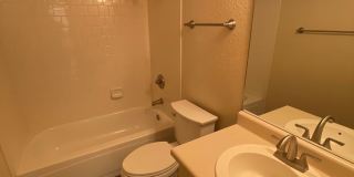 Cute 2 bedroom Condo in West Valley. Gallery 13
