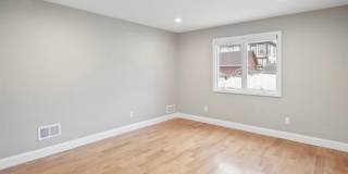 114 Grove Avenue Gallery 6