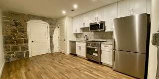 Andrews Court Gallery 91