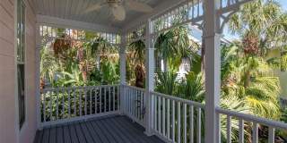 947 HEMINGWAY CIRCLE Gallery 31