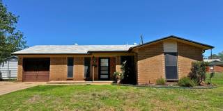 4 Bed, 2 Bath Home on Cul-de-sac Gallery 1