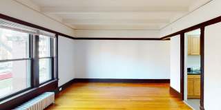 5474-5480 S. Hyde Park Boulevard Gallery 6