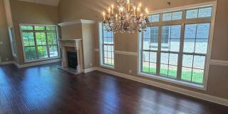 Spacious 4 Bedroom 2 1/2 Bath Home For Rent in Sango Area! Gallery 10