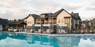 The Heron at River Island Gallery 20