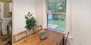 3 bedroom, 2 bathroom house in Cooper Young Historic District Gallery 7