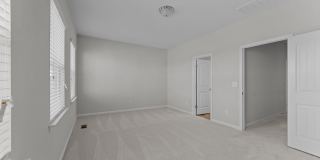 6126 Kayton Street Gallery 21