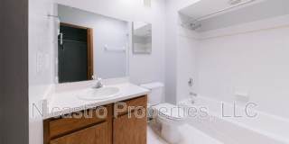 252 S Washington Avenue Gallery 17