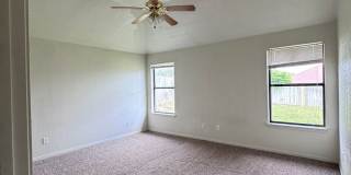 Inviting 3 Bedroom 2.25 Bath home in Hymesa Estates! Gallery 10