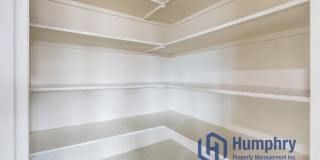 Beautiful home in Columbia Village Gallery 19