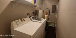 106 Sinopah St Gallery 11