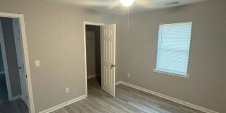 Room in 2 Bedroom Home at Pinedale Cir NW Gallery 1