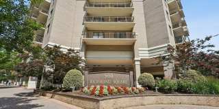 Richmond Square Apartments Gallery 30