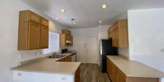 1412 Stone Canyon Road NE Gallery 13