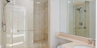 2777 Paradise Road Gallery 23