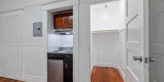 1008 Larkin Apartments Gallery 4