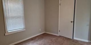 4 bedroom/2 bath home Gallery 16