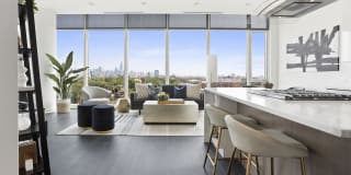 Elevate Lincoln Park Apartments Gallery 29