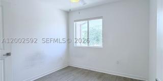 2367 SE 11th St 2367 Gallery 11