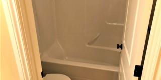 4 Bed 4 bath Close to OSU Gallery 15