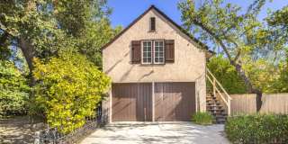 1 Bed, 1 Bath Standalone ADU w/ Laundry & Private Yard in Prestigious Crescent Park Gallery 1