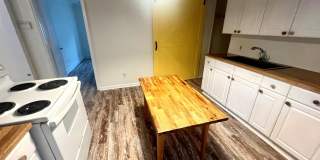 320 Skyland Avenue Gallery 10