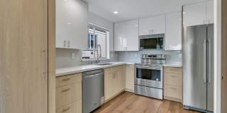 Fully Renovated 3BD Upper Duplex with Garage & Garden in West Seattle Gallery 12