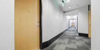 923 Peachtree Street NE Gallery 21