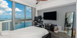 465 Brickell Avenue Gallery 18