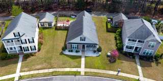 10 Arbors Circle Gallery 6