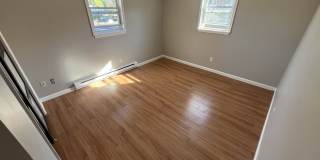 322 Emmett Street Gallery 8